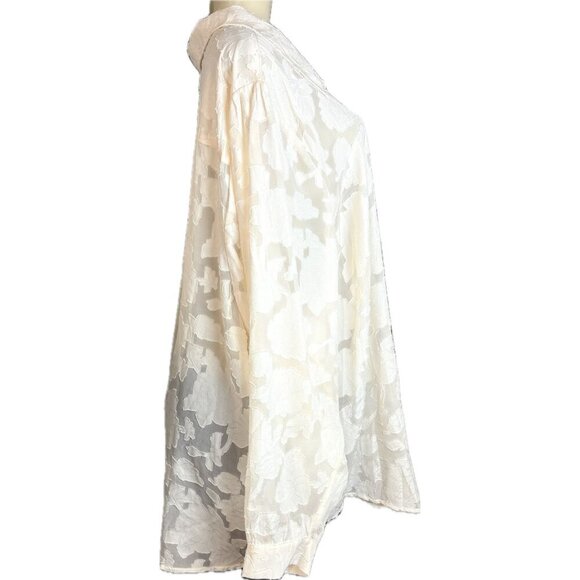 Torrid +6 Blush Pink Sheer Clip Floral Chiffon Button Collar Long Sleeve Blouse - Picture 3 of 6